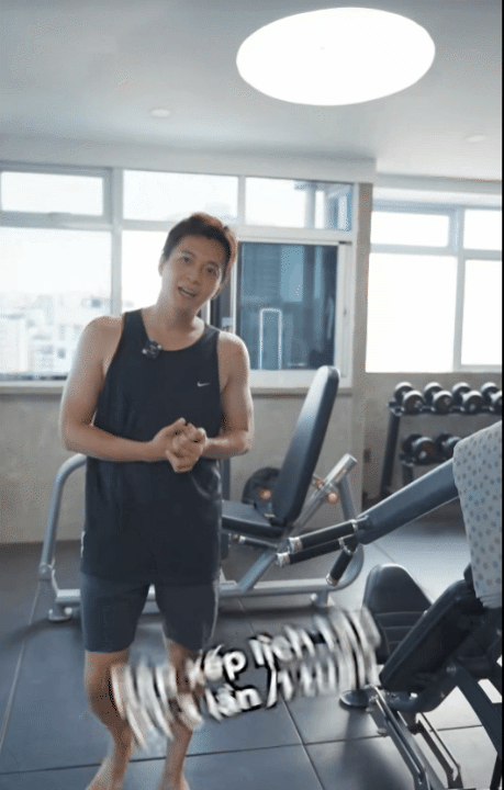 Nam ca sĩ kiêm MC đình đám, U40 độc thân trong penthouse 3 tầng giữa lòng Sài Gòn- Ảnh 6. Nam ca sĩ kiêm MC đình đám, U40 độc thân trong penthouse 3 tầng giữa lòng Sài Gòn- Ảnh 6.