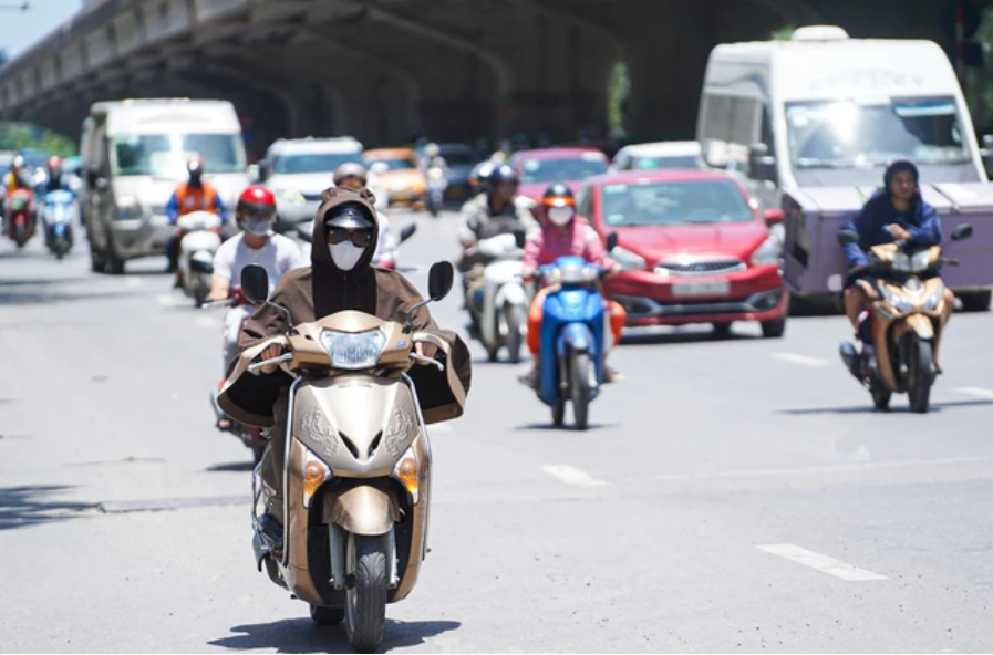 WMO phát cảnh báo đỏ: Trái đất nguy cơ liên tiếp phá kỷ lục nắng nóng, đối mặt thời tiết cực đoan dồn dập - Ảnh 1.