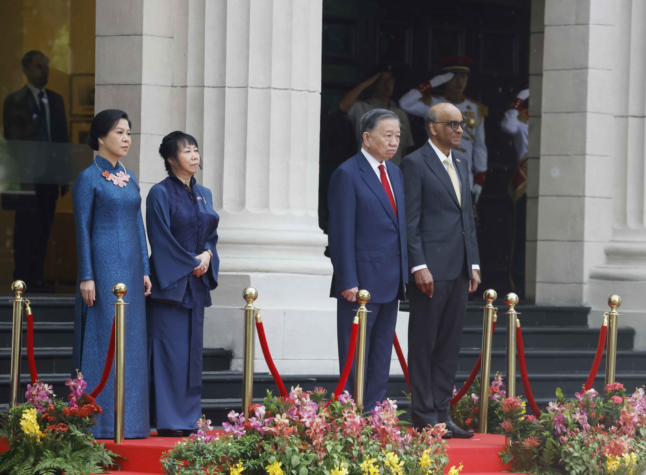 Lễ đón trọng thể Tổng Bí thư, Chủ tịch nước Tô Lâm và Phu nhân thăm Singapore- Ảnh 2. Lễ đón trọng thể Tổng Bí thư, Chủ tịch nước Tô Lâm và Phu nhân thăm Singapore- Ảnh 2.
