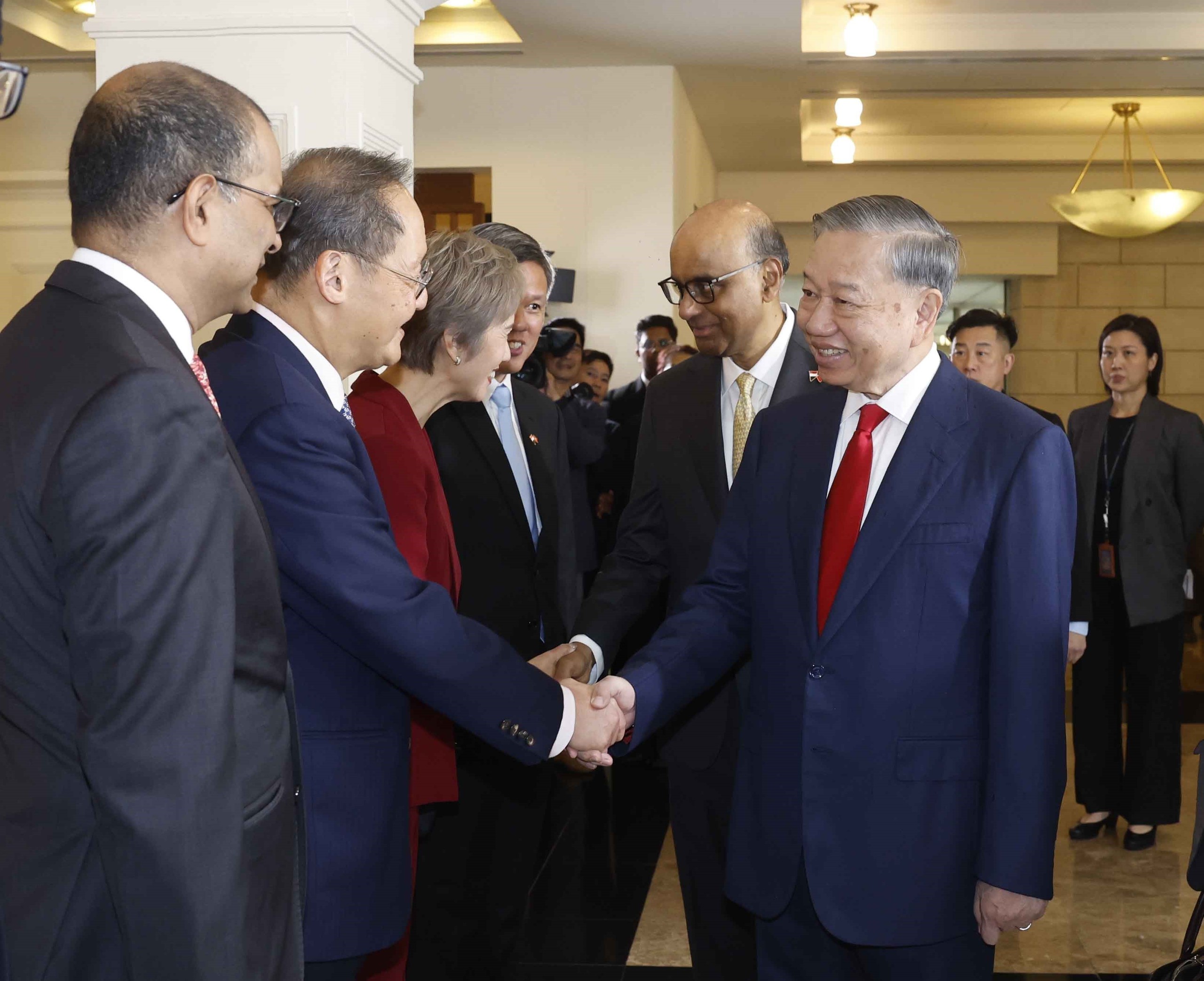Lễ đón trọng thể Tổng Bí thư, Chủ tịch nước Tô Lâm và Phu nhân thăm Singapore- Ảnh 4. Lễ đón trọng thể Tổng Bí thư, Chủ tịch nước Tô Lâm và Phu nhân thăm Singapore- Ảnh 4.