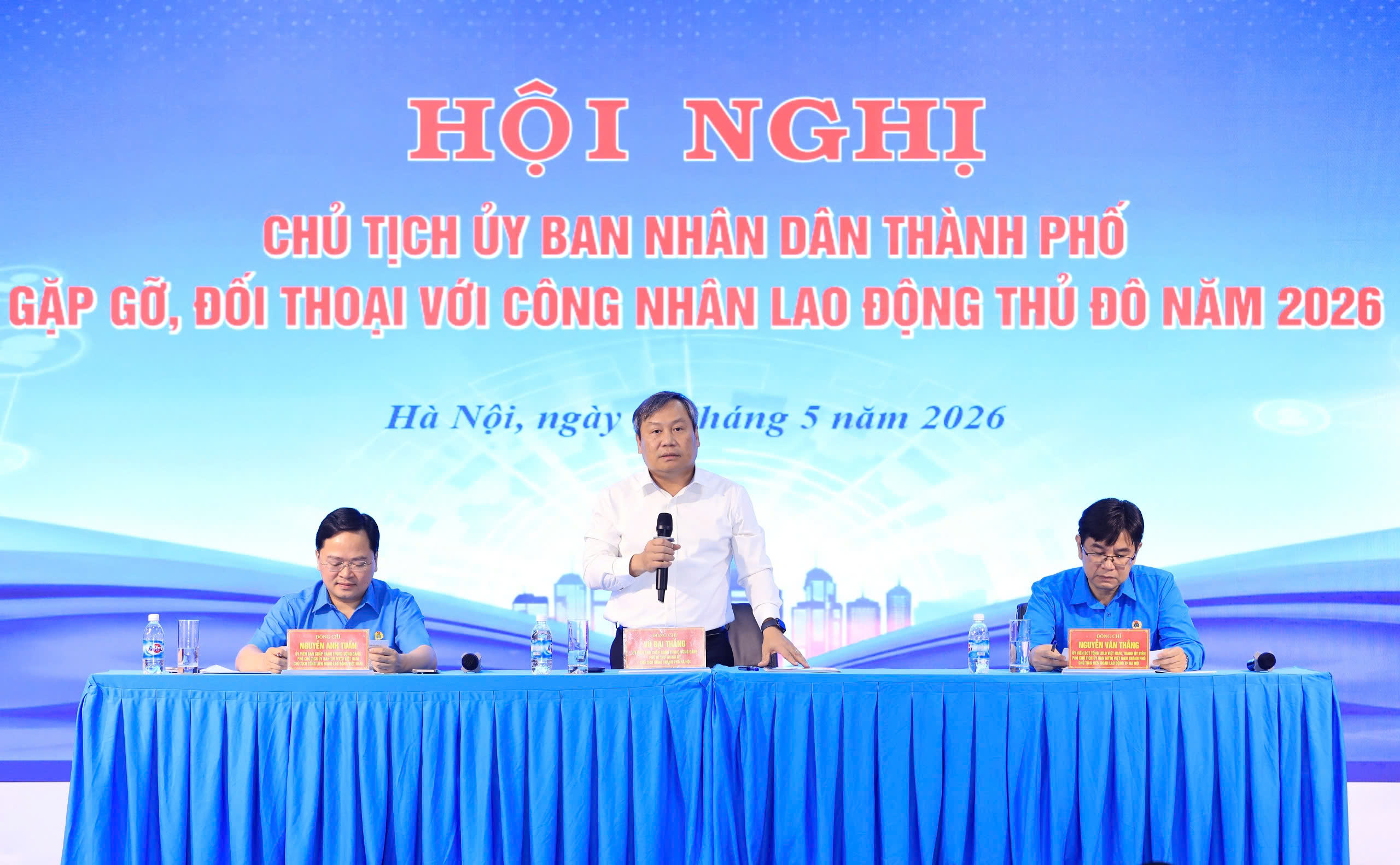 Chủ tịch Hà Nội: Ưu tiên phát triển nhà ở cho thuê dành cho công nhân- Ảnh 1. Chủ tịch Hà Nội: Ưu tiên phát triển nhà ở cho thuê dành cho công nhân- Ảnh 1.