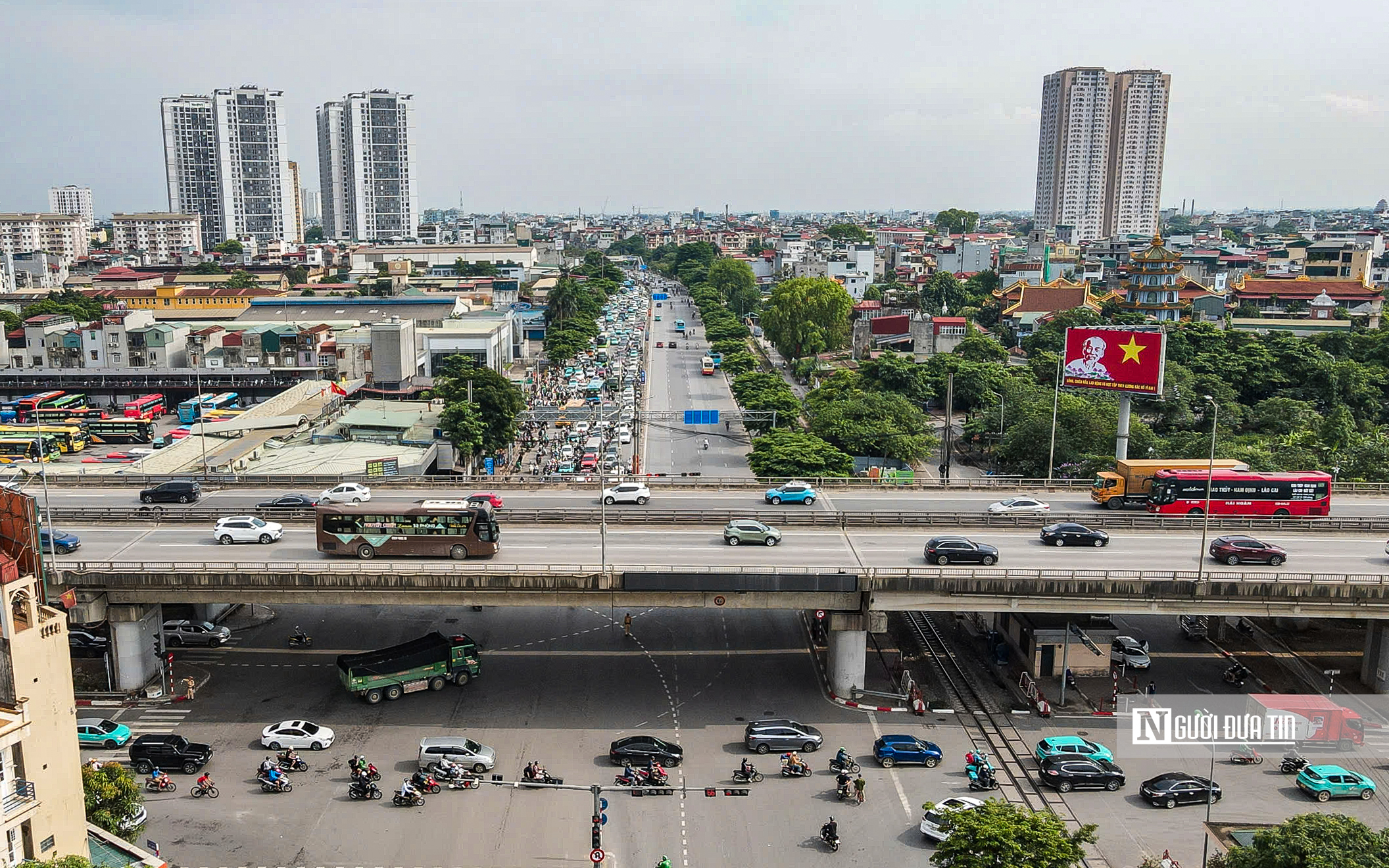 Cửa ng&otilde; H&agrave; Nội &ldquo;dễ thở&rdquo; trong ng&agrave;y cuối kỳ nghỉ lễ 30/4 - 1/5- Ảnh 4.
