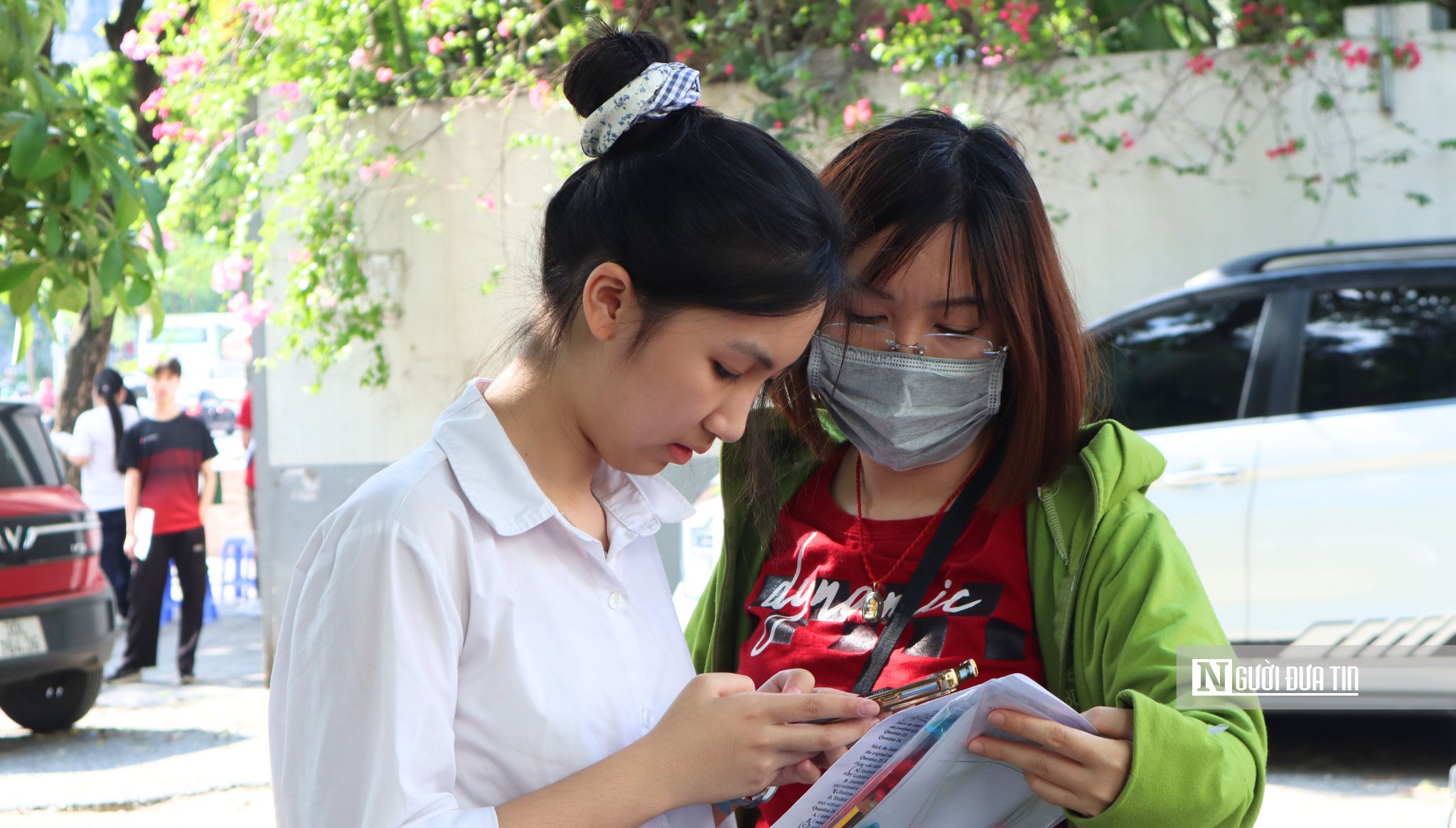 Thí sinh tự tin đạt điểm tối đa môn tiếng Anh thi vào lớp 10 Hà Nội- Ảnh 2.