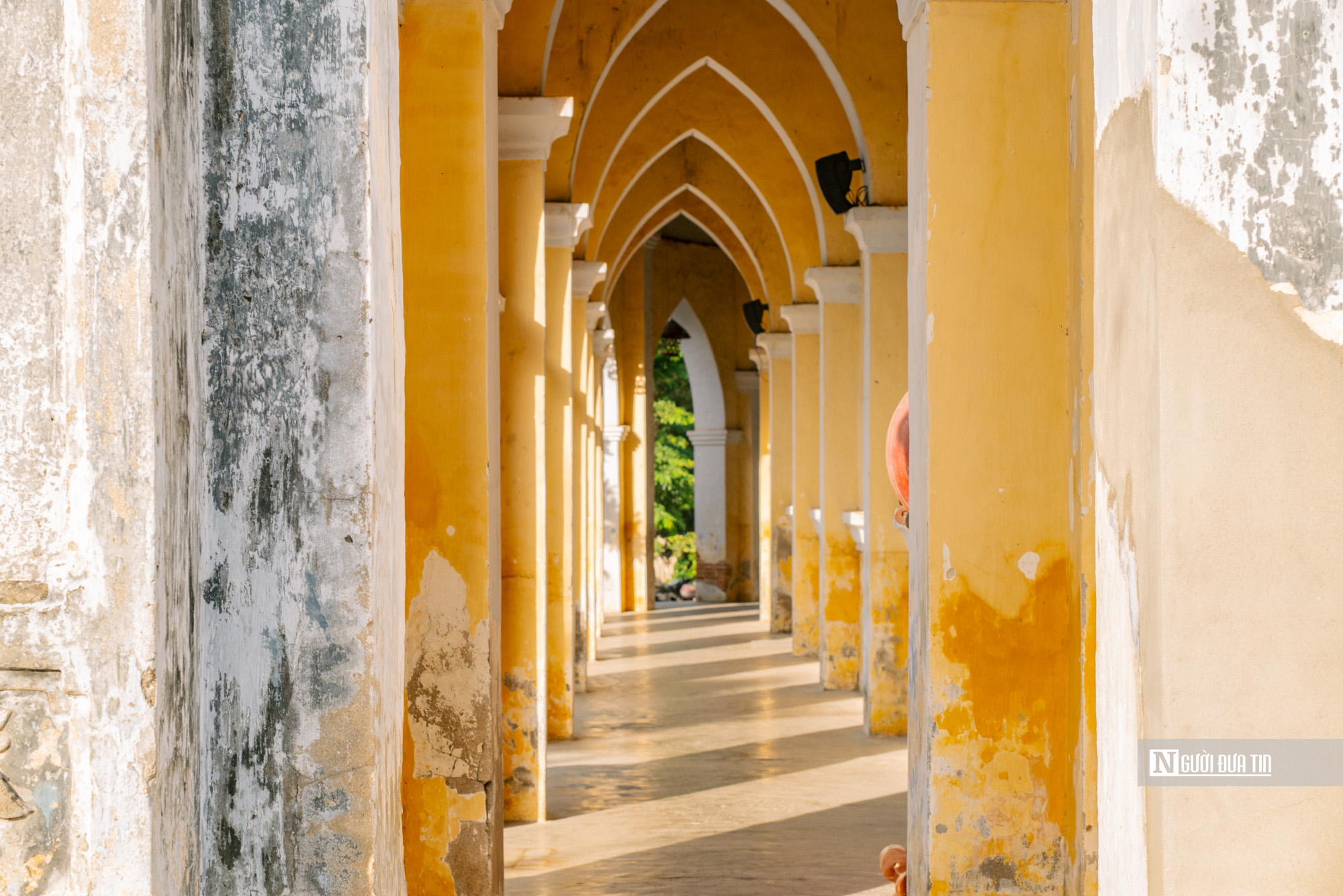 Kh&aacute;m ph&aacute; Th&aacute;nh đường Gothic 130 năm tuổi, nơi lưu giữ cuốn s&aacute;ch chữ Quốc ngữ đầu ti&ecirc;n tại Việt Nam- Ảnh 10.