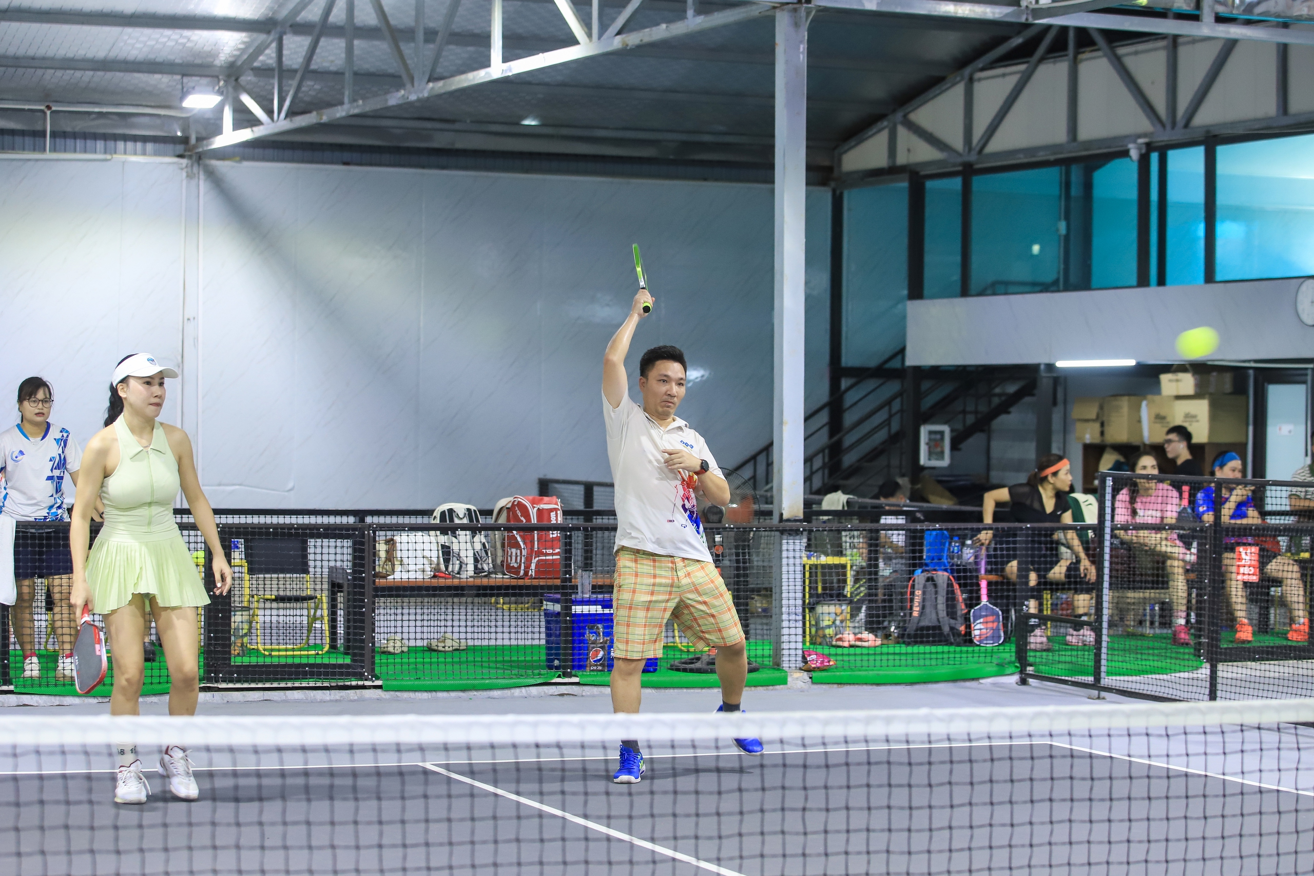 S&ocirc;i nổi giải giao lưu Pickleball nh&acirc;n kỷ niệm 69 năm th&agrave;nh lập NXB Gi&aacute;o dục Việt Nam - Ảnh 12.