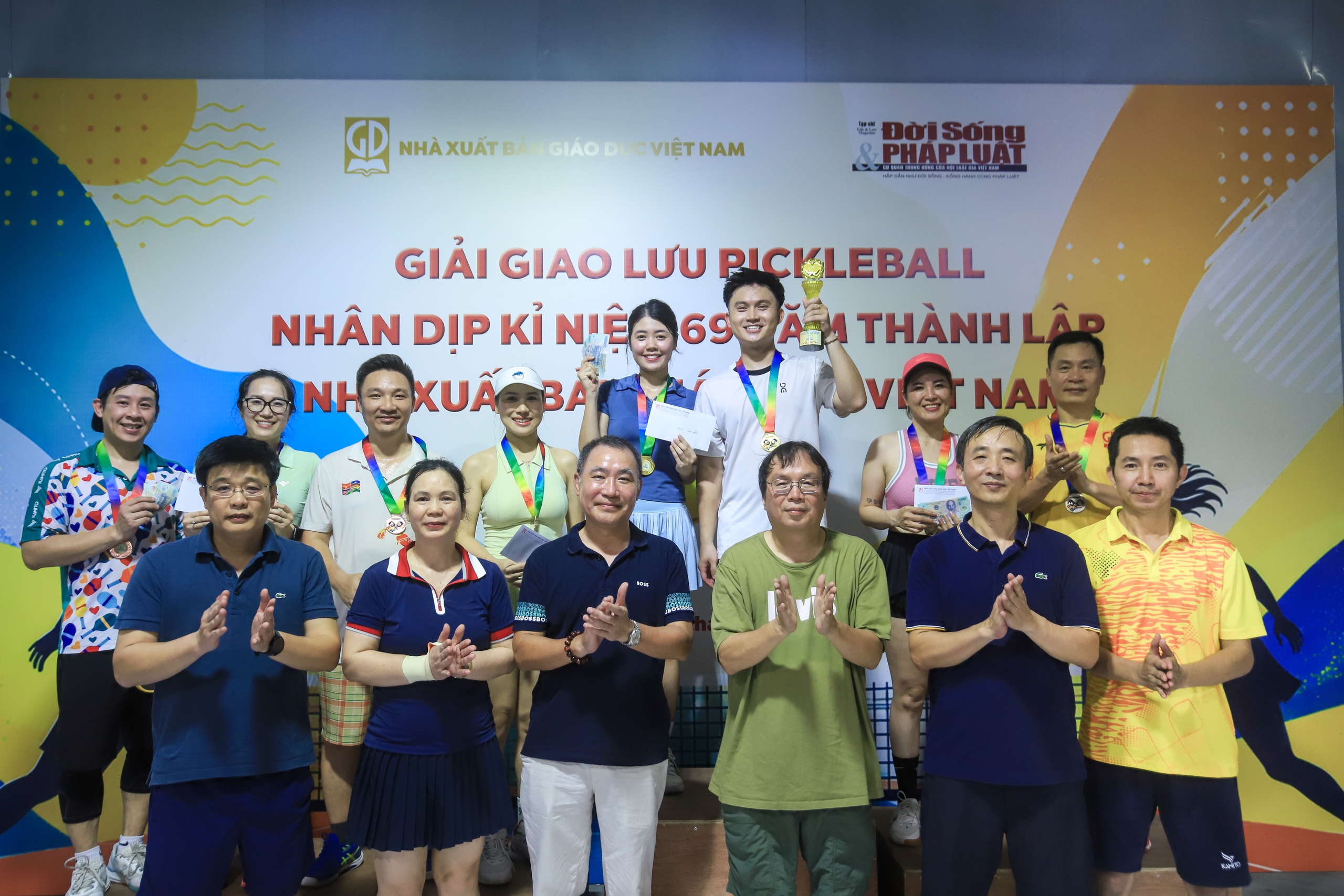 S&ocirc;i nổi giải giao lưu Pickleball nh&acirc;n kỷ niệm 69 năm th&agrave;nh lập NXB Gi&aacute;o dục Việt Nam - Ảnh 25.