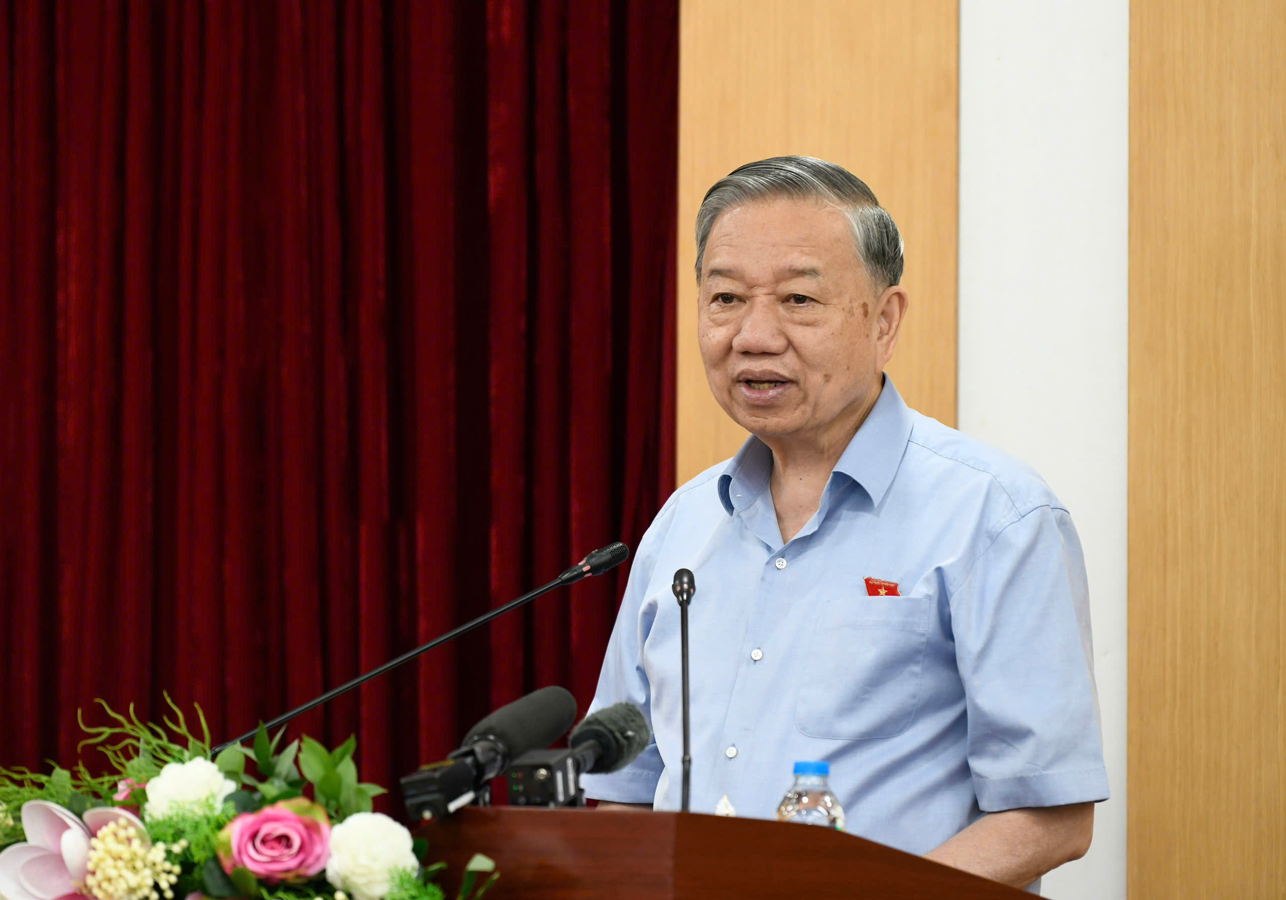 Tổng Bí thư, Chủ tịch nước Tô Lâm: Thi vào 10 còn căng thẳng hơn thi đại học - Ảnh 3.