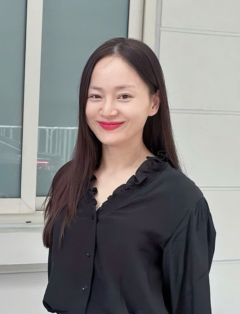 Nữ diễn viên Lan Phương hạnh phúc vì thắng kiện chồng Tây - Ảnh 2.