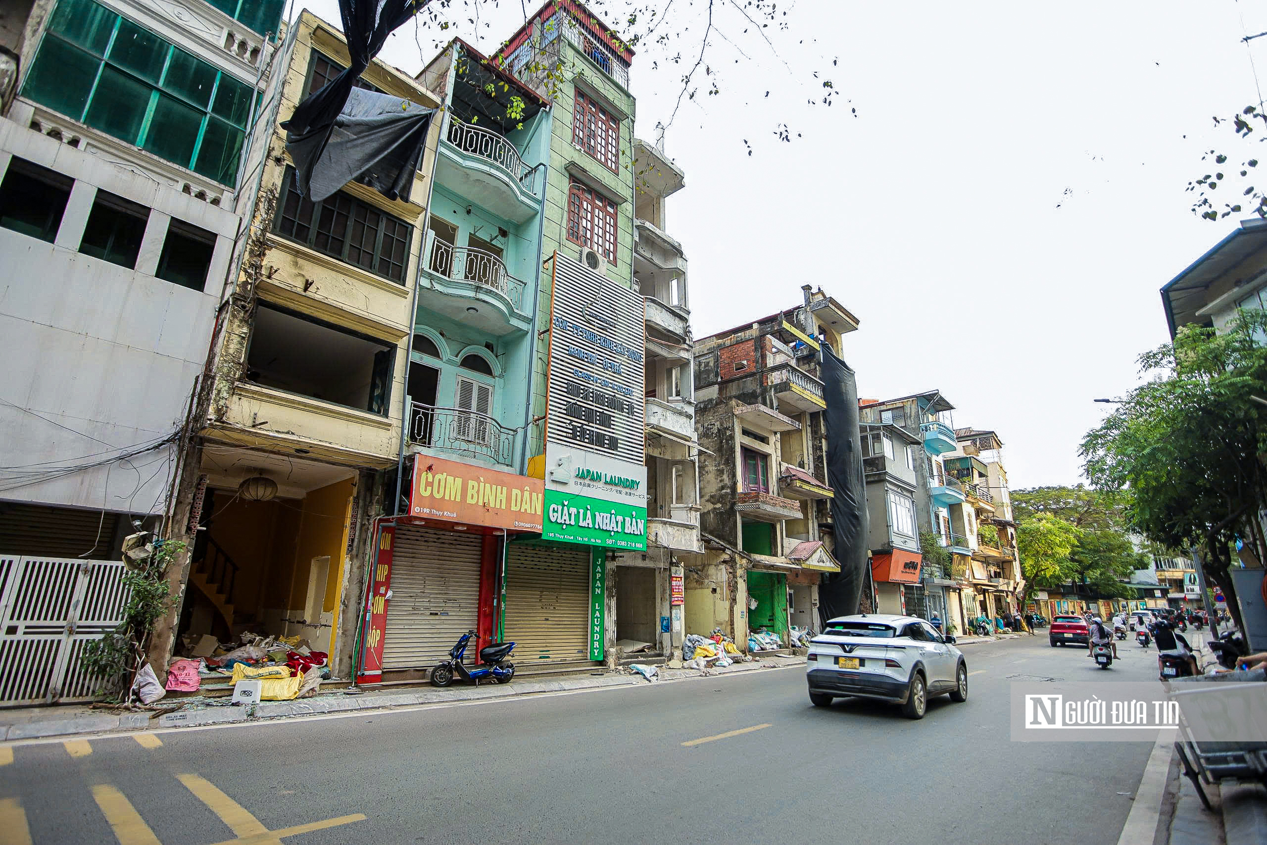H&agrave; Nội: Bắt đầu di dời, ph&aacute; dỡ nh&agrave; cửa phục vụ x&acirc;y ga ngầm metro - Ảnh 1.