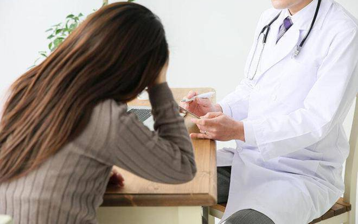 Hy hữu c&ocirc; g&aacute;i bị h&ocirc;n m&ecirc; hơn 3 th&aacute;ng, bất ngờ tỉnh lại trước đ&aacute;m cưới 2 ng&agrave;y - Ảnh 3.