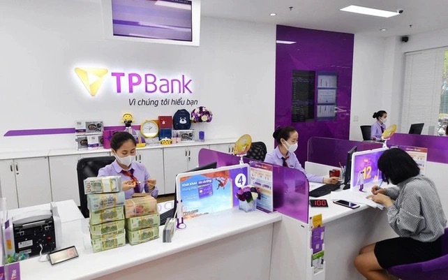 TPBank lãi 2.106 tỷ đồng quý I, tăng trưởng dịch vụ bù áp lực chi phí - Ảnh 1.