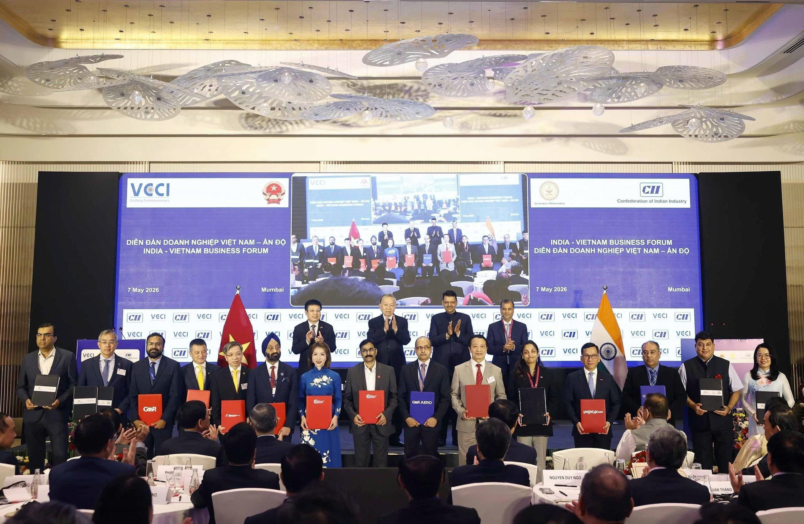 Doanh nghiệp Việt Nam - Ấn Độ ký nhiều thỏa thuận hợp tác về hàng không, du lịch, logistics, công nghệ- Ảnh 1.