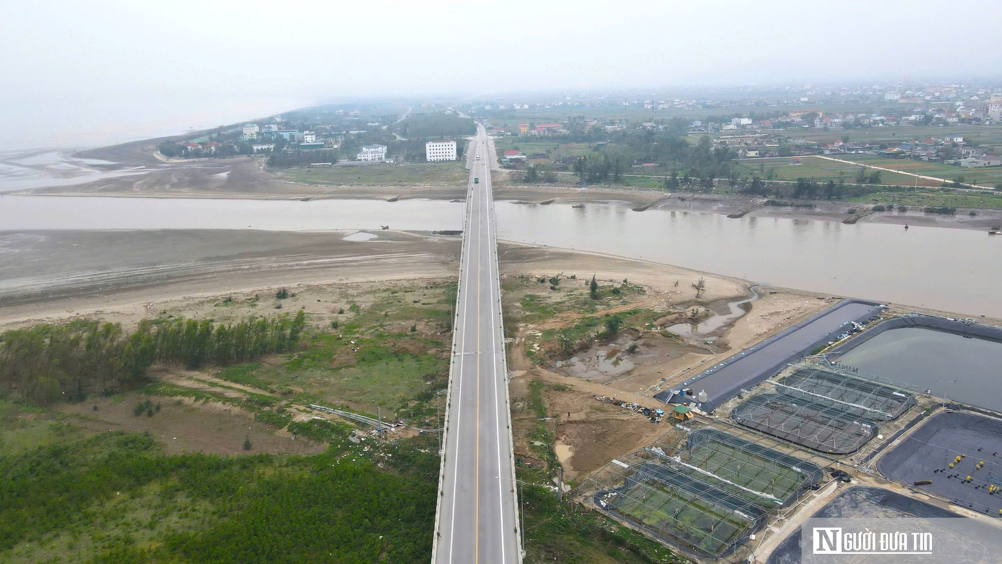 Ngắm vẻ đẹp cuốn h&uacute;t những c&acirc;y cầu tr&ecirc;n tuyến đường ven biển hơn 4.600 tỷ ở xứ Nghệ- Ảnh 9.