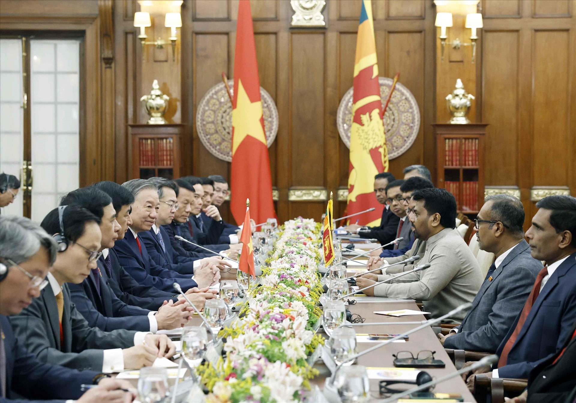 Tổng thống Sri Lanka đề nghị Việt Nam mở phân hiệu một số trường đại học lớn tại Sri Lanka - Ảnh 1.