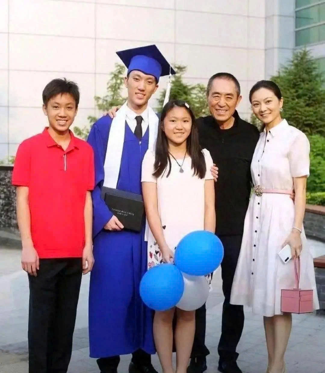 Cuộc hôn nhân trong bóng tối của vị đạo diễn nổi tiếng và học trò kém 31 tuổi- Ảnh 5.