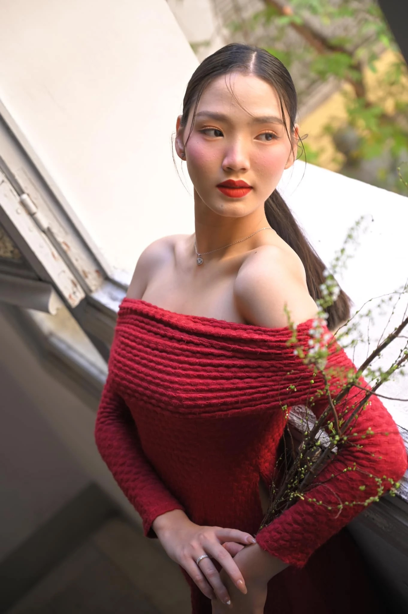 Nhan sắc tuổi 18 của mỹ nhân đóng liên tiếp 3 phim doanh thu trăm tỷ đồng - Ảnh 15.