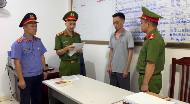 Khởi tố đối tượng khoe mẽ, miệt thị người dân ở chợ phiên Lạng Sơn - Ảnh 2.