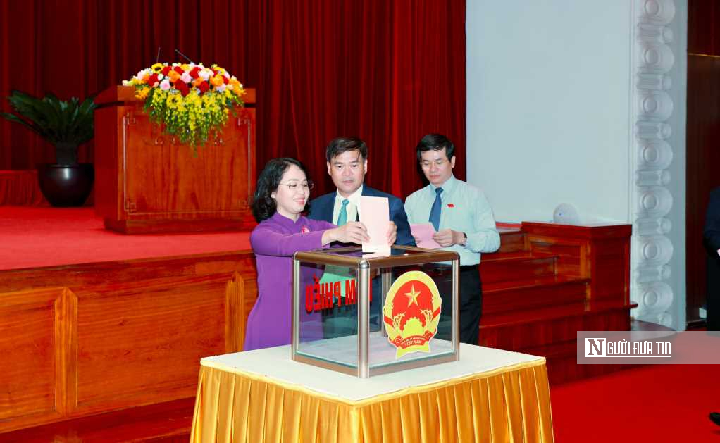 Ông Nguyễn Hồng Dương được bầu giữ chức Phó Chủ tịch HĐND tỉnh Quảng Ninh- Ảnh 1. Ông Nguyễn Hồng Dương được bầu giữ chức Phó Chủ tịch HĐND tỉnh Quảng Ninh- Ảnh 1.