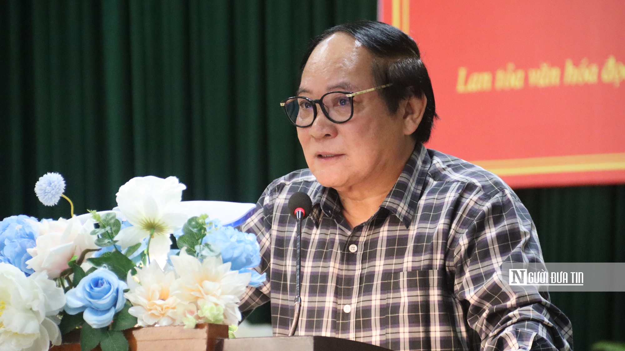 Lan tỏa văn hóa đọc từ những cuốn sách được trao tặng- Ảnh 5. Lan tỏa văn hóa đọc từ những cuốn sách được trao tặng- Ảnh 5.