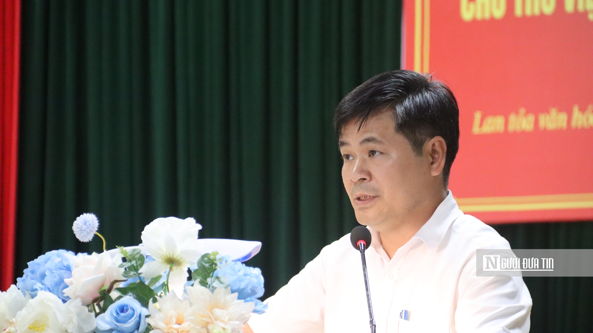 Lan tỏa văn hóa đọc từ những cuốn sách được trao tặng- Ảnh 6. Lan tỏa văn hóa đọc từ những cuốn sách được trao tặng- Ảnh 6.