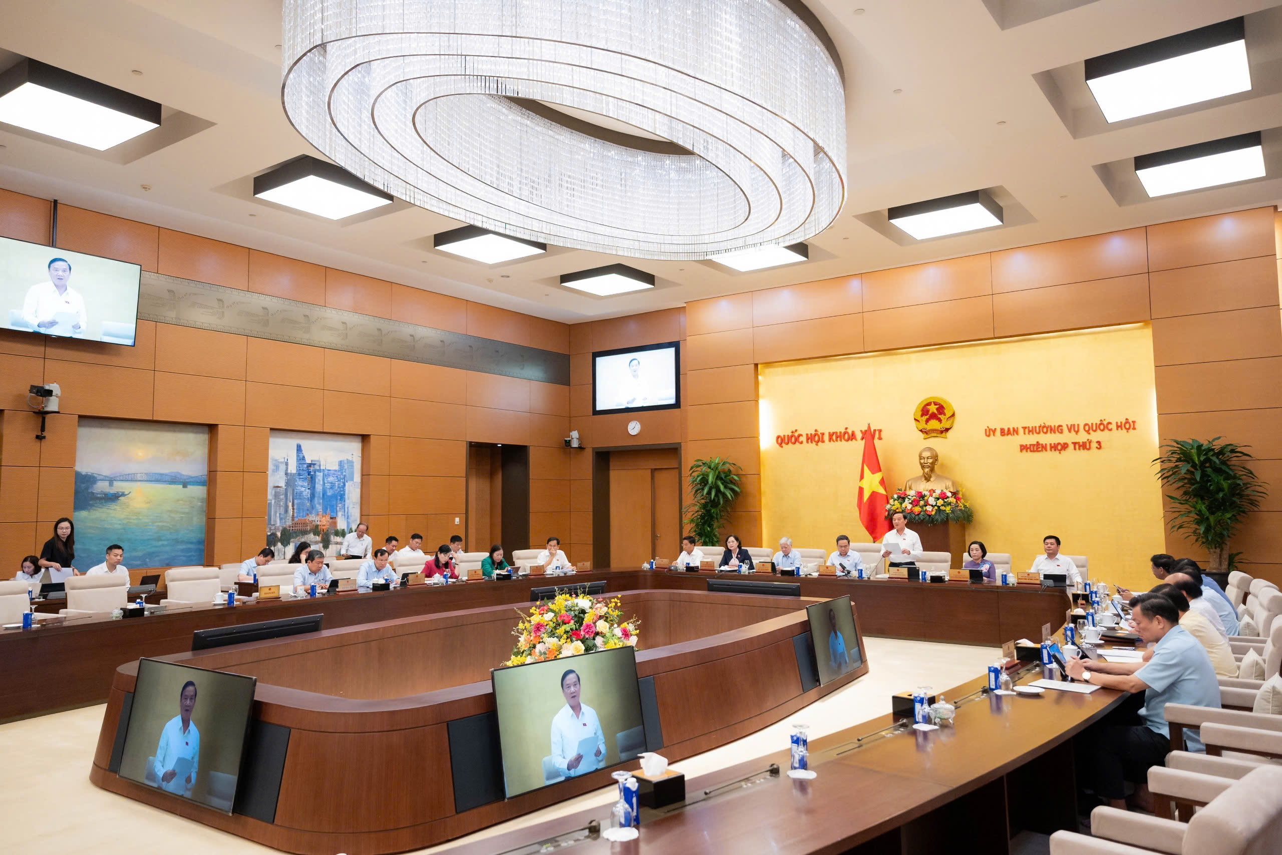 Rút ngắn thời hạn quyết định đưa đi cai nghiện bắt buộc xuống còn 10 ngày - Ảnh 2.