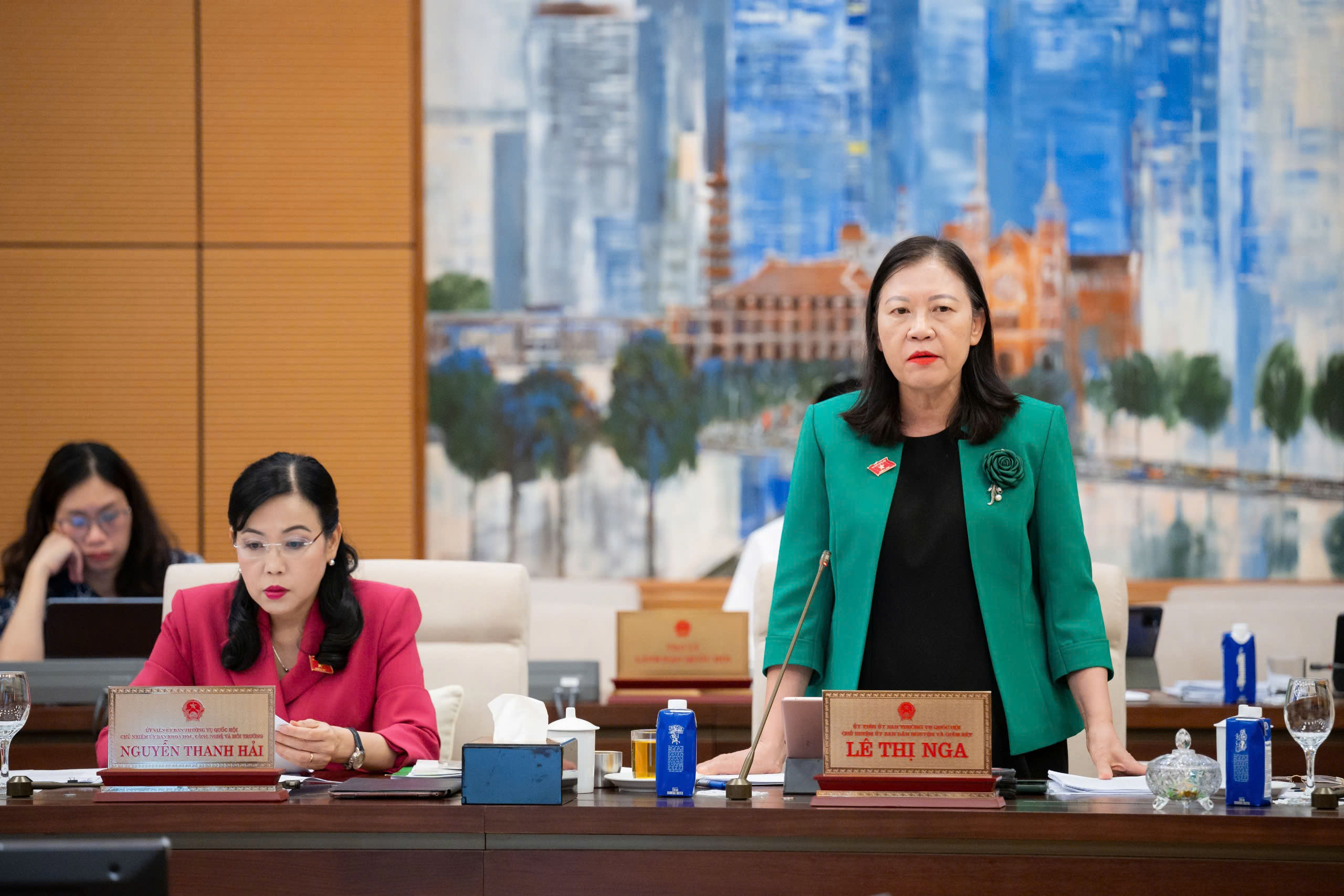 Cử tri và nhân dân phấn khởi trước việc điều chỉnh tăng lương cơ sở - Ảnh 1.