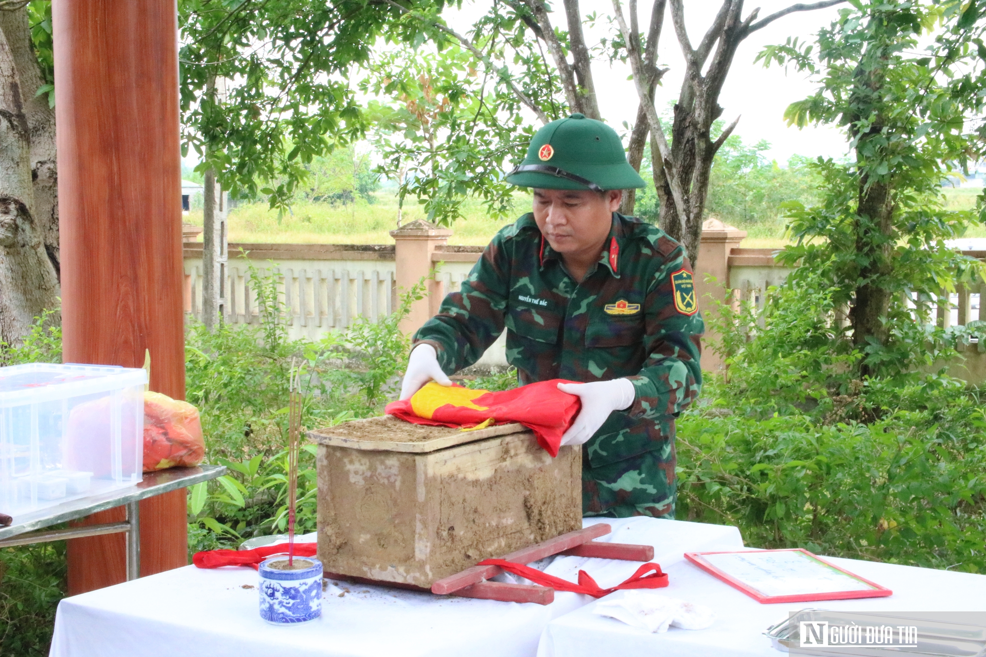 Kỳ công lấy mẫu giám định ADN, thắp lên hy vọng "trả lại tên" cho liệt sĩ- Ảnh 7. Kỳ công lấy mẫu giám định ADN, thắp lên hy vọng "trả lại tên" cho liệt sĩ- Ảnh 7.