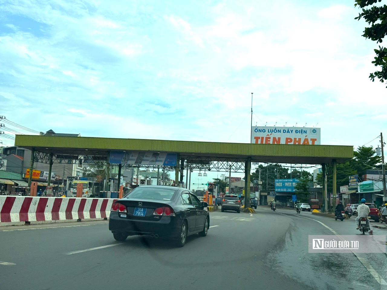 Tp.HCM: Cử tri kiến nghị sớm tháo dỡ trạm thu phí Quốc lộ 13, xử lý tình trạng giao thông mất an toàn- Ảnh 6. Tp.HCM: Cử tri kiến nghị sớm tháo dỡ trạm thu phí Quốc lộ 13, xử lý tình trạng giao thông mất an toàn- Ảnh 6.