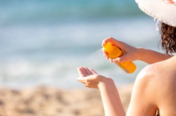 B&eacute; trai 5 tuổi "phổi trắng x&oacute;a" v&igrave; h&iacute;t phải thứ quen thuộc trong m&ugrave;a h&egrave; - Ảnh 3.
