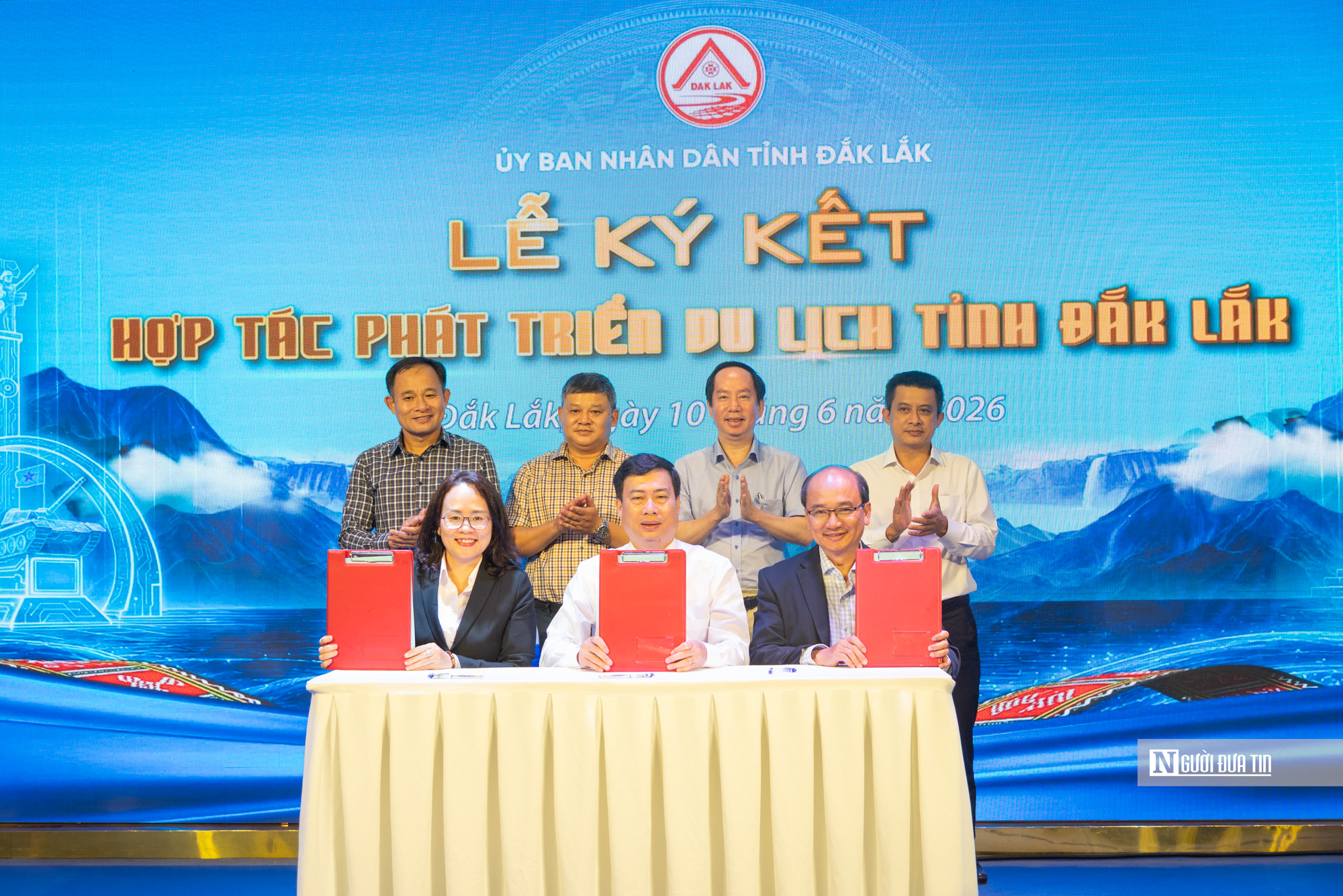 Đắk Lắk bàn giải pháp để du khách vừa sống một nhịp sống cao nguyên vừa chạm vào biển xanh,- Ảnh 8. Đắk Lắk bàn giải pháp để du khách vừa sống một nhịp sống cao nguyên vừa chạm vào biển xanh,- Ảnh 8.