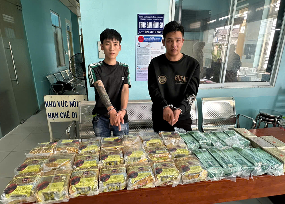 Cuộc v&acirc;y r&aacute;p ở 11 tỉnh, bắt hơn 400 đối tượng trong đường d&acirc;y ma t&uacute;y cực lớn - Ảnh 3.