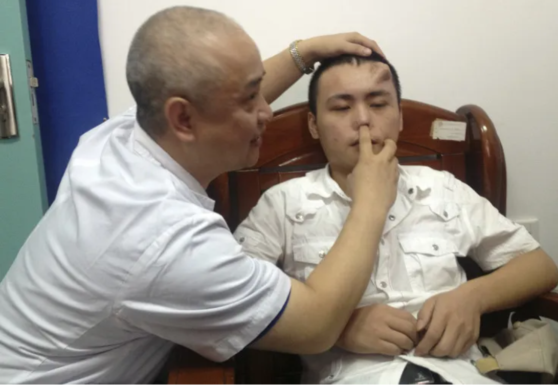Người đàn ông khiến thế giới sửng sốt vì chiếc