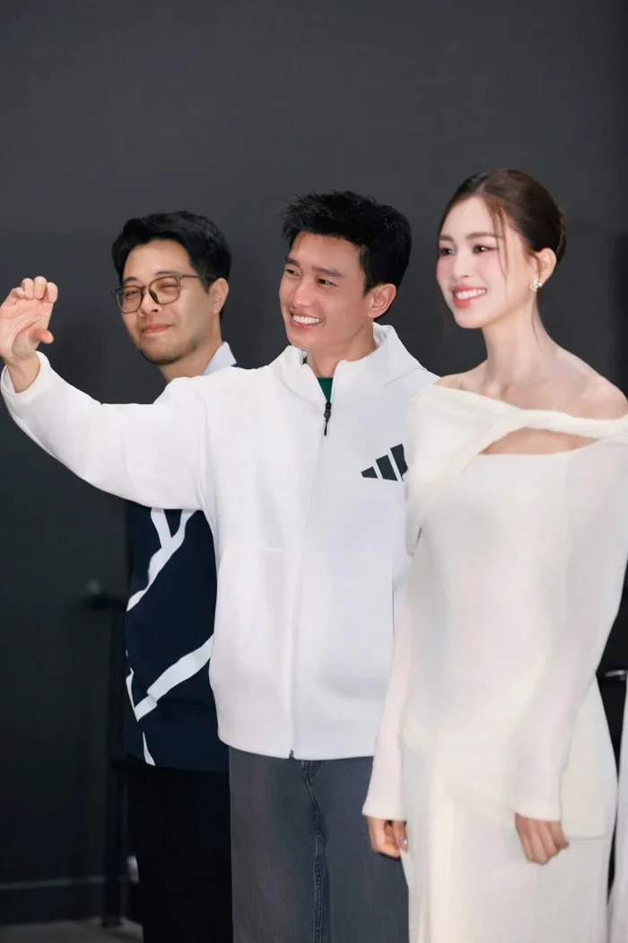 Diễn viên Quốc Trường tiết lộ phản ứng của phụ huynh khi bị đồn yêu Hoa hậuTiểu Vy - Ảnh 3.