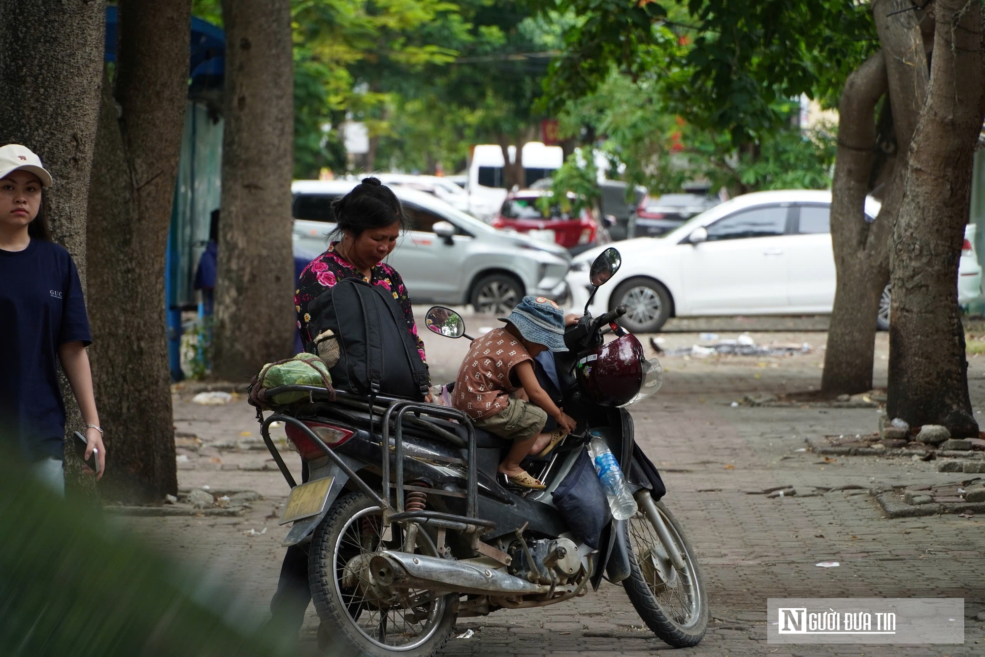 Xúc động những ánh mắt dõi con,…trước ngưỡng cửa tương lai - Ảnh 3.