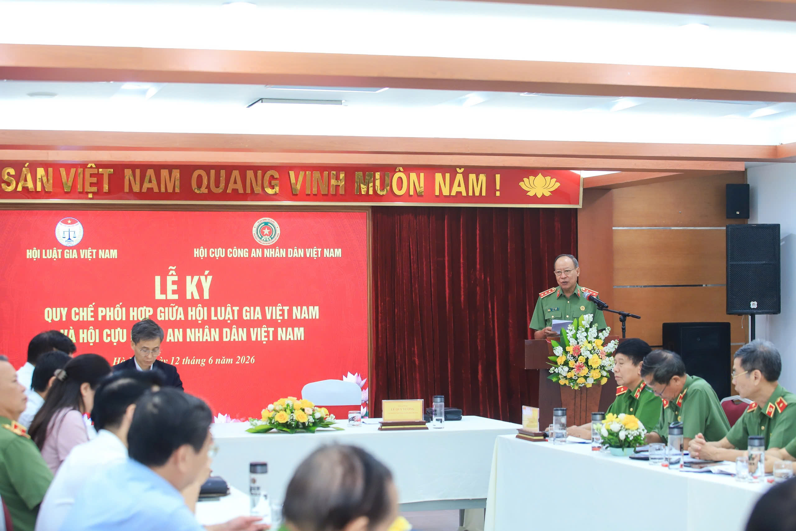 Tăng cường phối hợp, kết nối nguồn lực giữa đội ngũ Luật gia và Cựu Công an nhân dân- Ảnh 5. Tăng cường phối hợp, kết nối nguồn lực giữa đội ngũ Luật gia và Cựu Công an nhân dân- Ảnh 5.