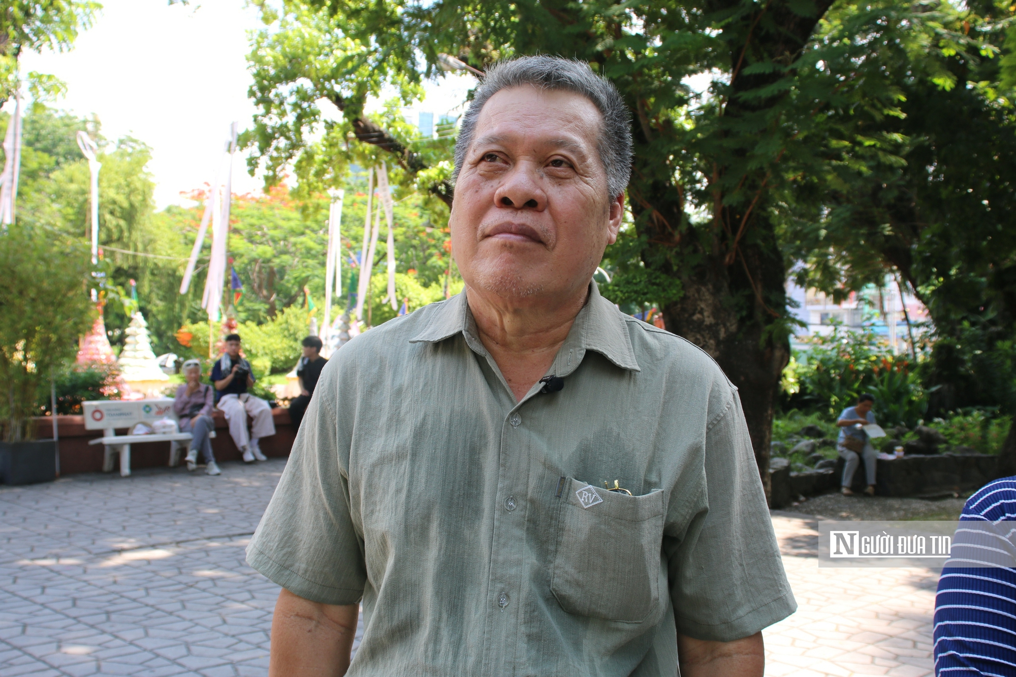 Tp.HCM tưởng niệm anh linh liệt sĩ, đồng bào yêu nước tại Công viên Lê Thị Riêng- Ảnh 8. Tp.HCM tưởng niệm anh linh liệt sĩ, đồng bào yêu nước tại Công viên Lê Thị Riêng- Ảnh 8.