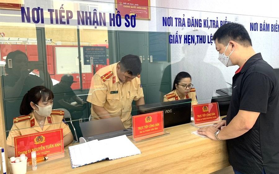 Giá bạc hôm nay (15/6): Bứt tốc ngoạn mục, tăng mạnh nhất trong nhiều tháng qua - Ảnh 1.
