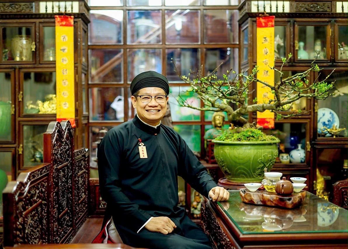 Giám đốc Sở VH&TT Huế: Áo dài là sợi chỉ văn hóa kết nối di sản với tương lai- Ảnh 1. Giám đốc Sở VH&TT Huế: Áo dài là sợi chỉ văn hóa kết nối di sản với tương lai- Ảnh 1.