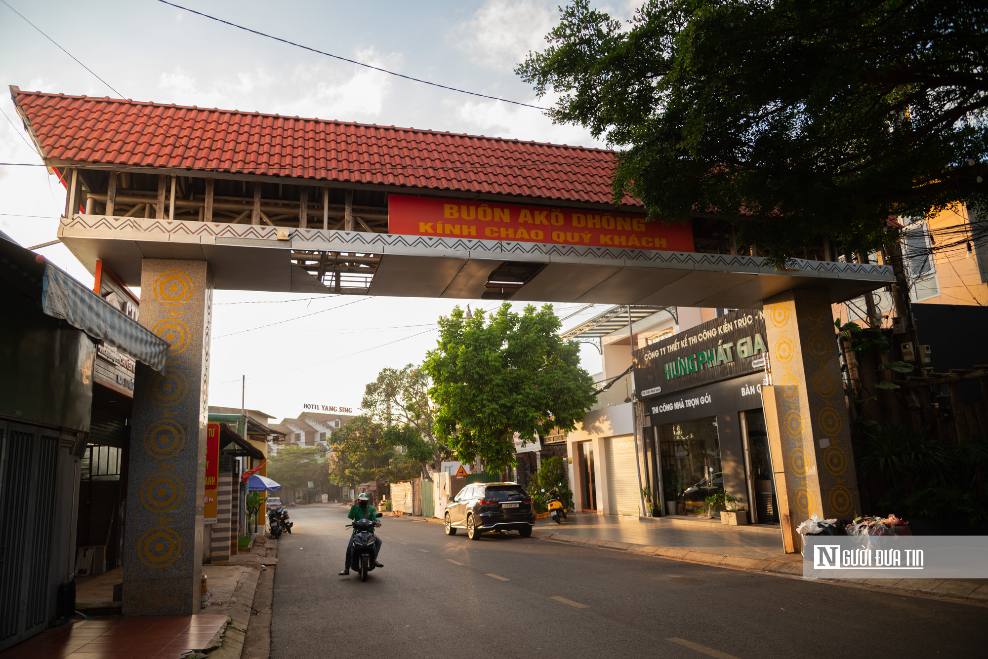 Khám phá “buôn trong phố”, ở nơi được mệnh danh là bảo tàng thu nhỏ của văn hoá Ê Đê- Ảnh 1. Khám phá “buôn trong phố”, ở nơi được mệnh danh là bảo tàng thu nhỏ của văn hoá Ê Đê- Ảnh 1.