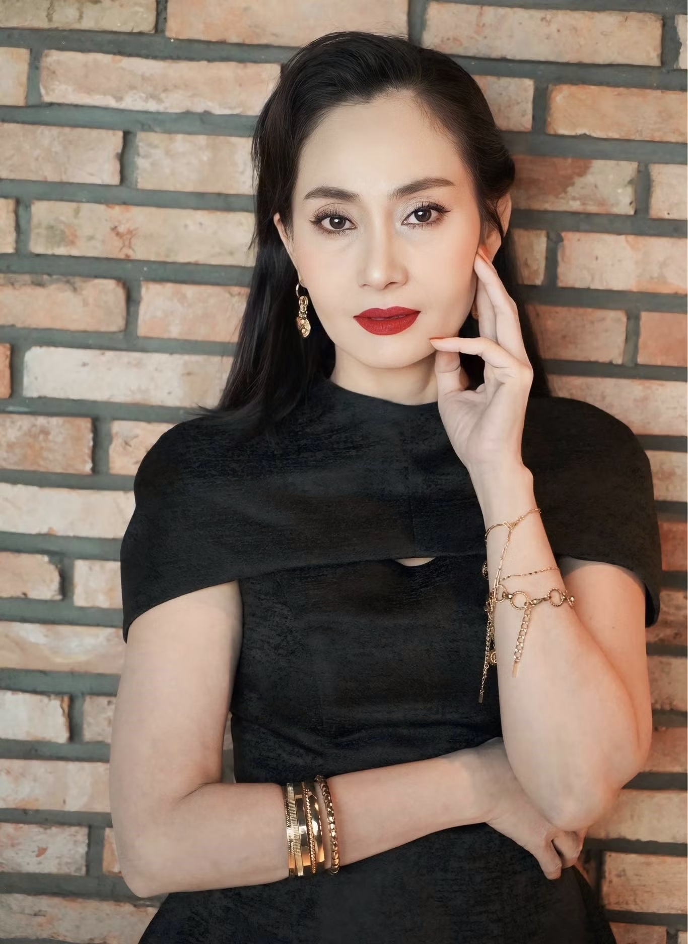 Nữ NSƯT là diễn viên đầu tiên phá kỷ lục với 6 phim trăm tỷ - Ảnh 5.