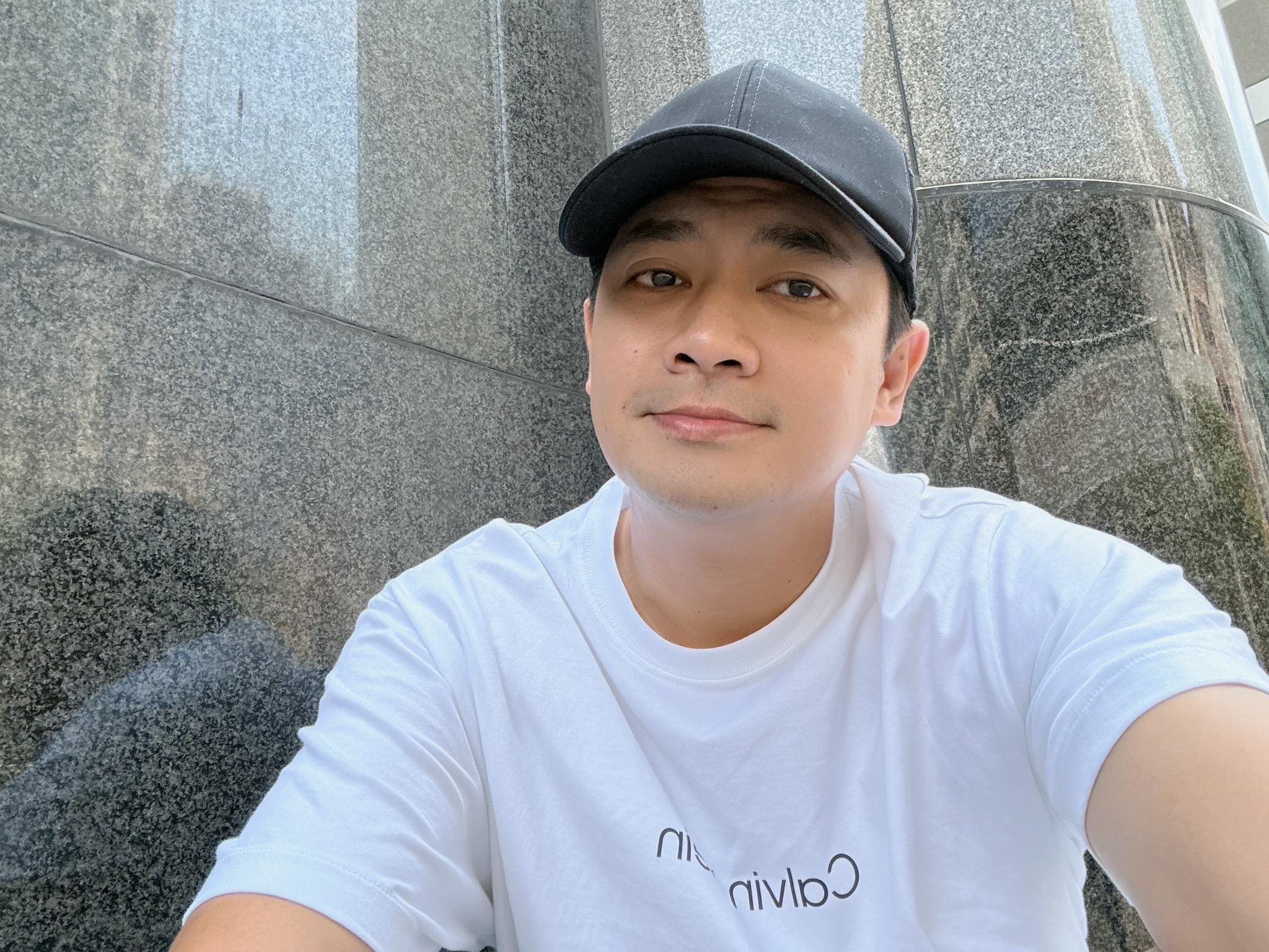 Tuổi 41 giàu có của nam nghệ sĩ vẫn