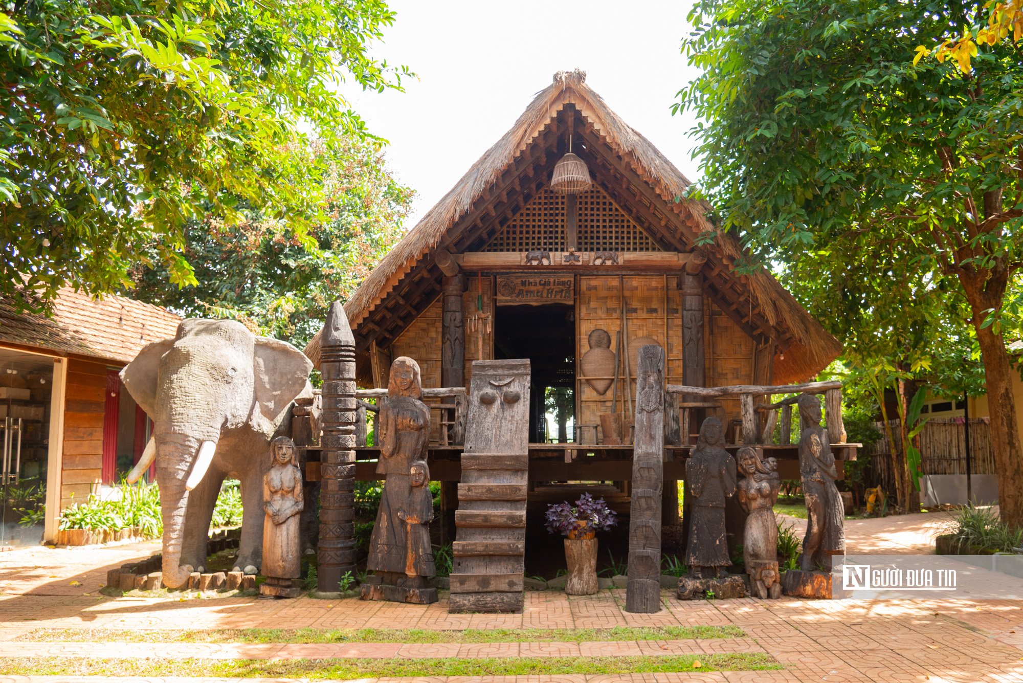 Khám phá “buôn trong phố”, ở nơi được mệnh danh là bảo tàng thu nhỏ của văn hoá Ê Đê- Ảnh 5. Khám phá “buôn trong phố”, ở nơi được mệnh danh là bảo tàng thu nhỏ của văn hoá Ê Đê- Ảnh 5.