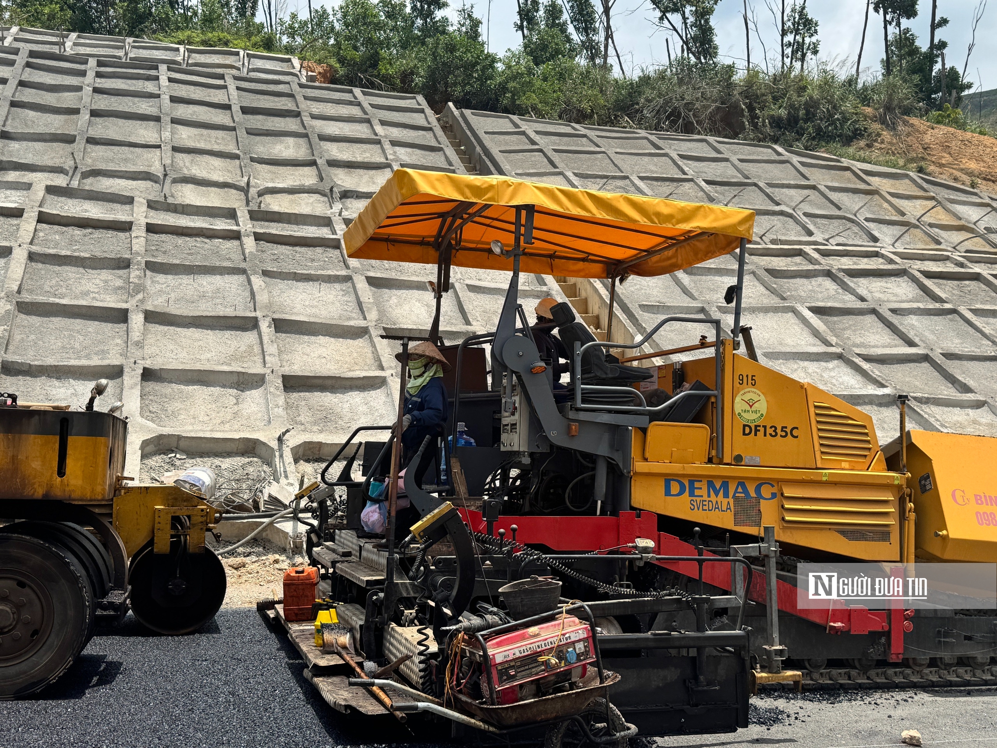 Quảng Ninh: Ì ạch trên công trường dự án gần 2.000 tỷ đồng- Ảnh 8. Quảng Ninh: Ì ạch trên công trường dự án gần 2.000 tỷ đồng- Ảnh 8.