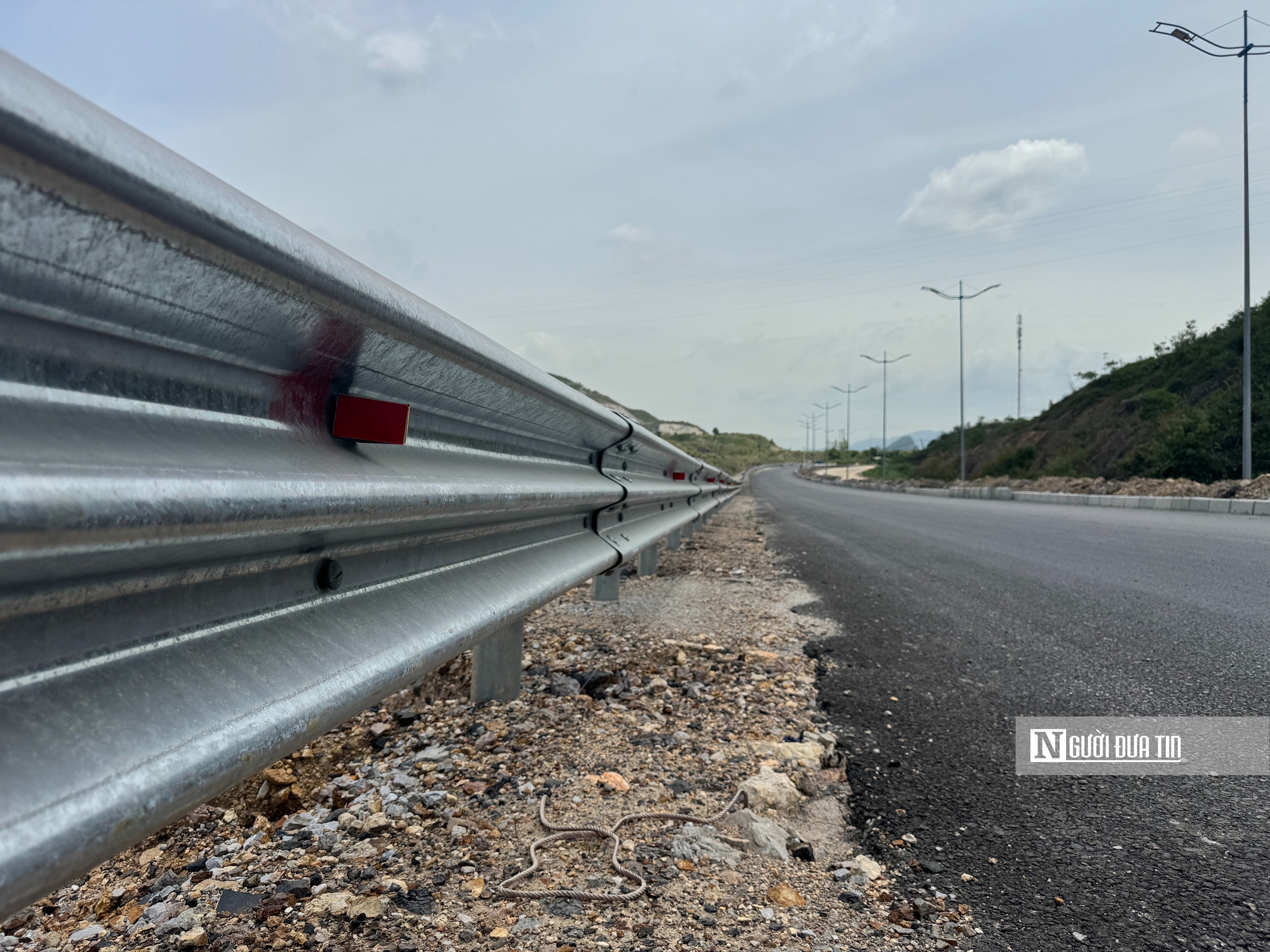 Quảng Ninh: Ì ạch trên công trường dự án gần 2.000 tỷ đồng- Ảnh 14. Quảng Ninh: Ì ạch trên công trường dự án gần 2.000 tỷ đồng- Ảnh 14.