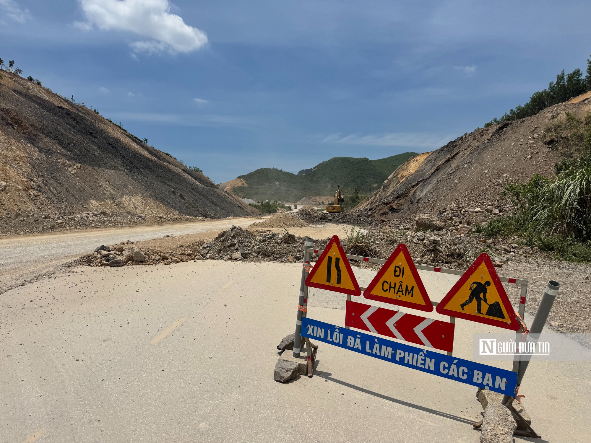 Quảng Ninh: Ì ạch trên công trường dự án gần 2.000 tỷ đồng- Ảnh 15. Quảng Ninh: Ì ạch trên công trường dự án gần 2.000 tỷ đồng- Ảnh 15.