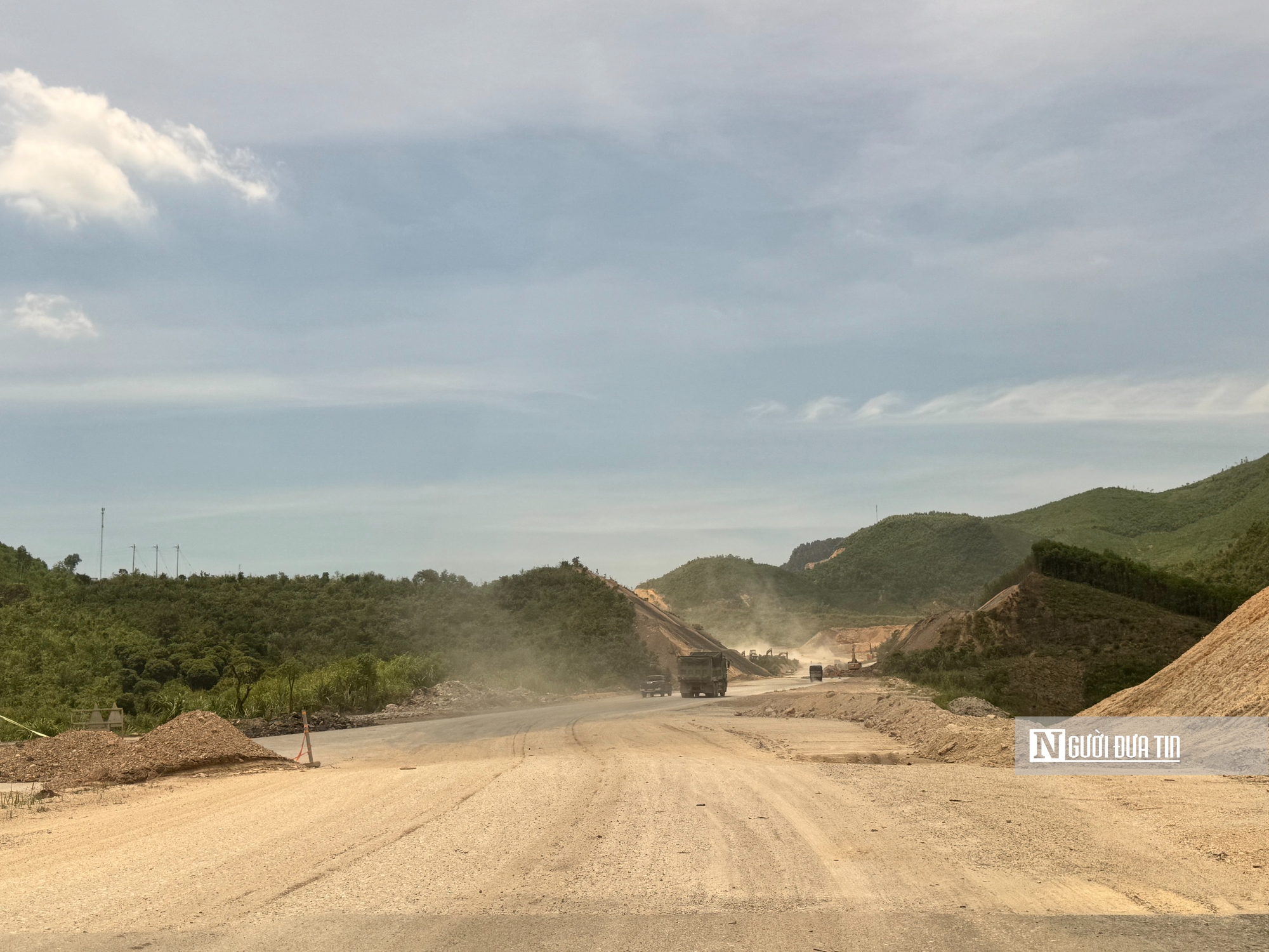 Quảng Ninh: Ì ạch trên công trường dự án gần 2.000 tỷ đồng- Ảnh 19. Quảng Ninh: Ì ạch trên công trường dự án gần 2.000 tỷ đồng- Ảnh 19.