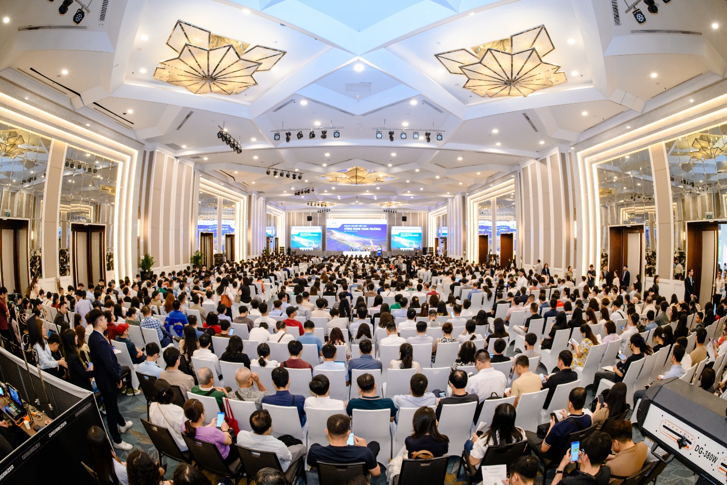 CEO Hà Văn Tuyển và khát vọng nâng tầm Ocean Group - Ảnh 4.