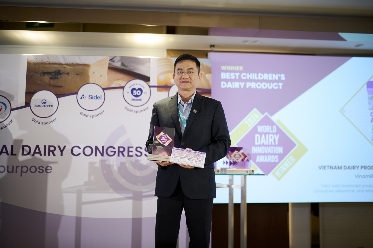 Vinamilk chào đón kỷ niệm 50 năm thành lập với 5 giải thưởng quốc tế tại Hội nghị Sữa toàn cầu 2026- Ảnh 2. Vinamilk chào đón kỷ niệm 50 năm thành lập với 5 giải thưởng quốc tế tại Hội nghị Sữa toàn cầu 2026- Ảnh 2.