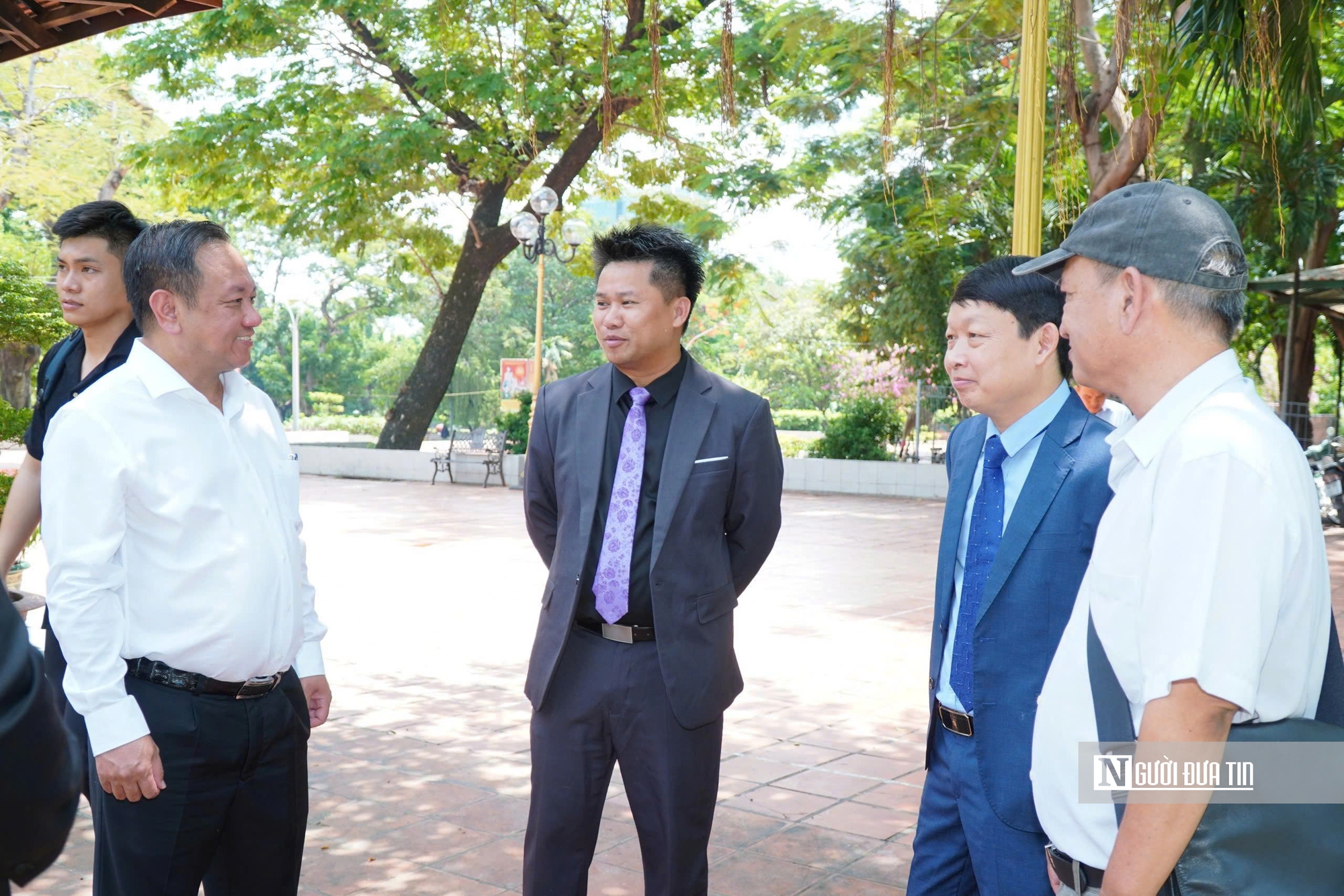 Hoa Kỳ hỗ trợ tư liệu tìm kiếm hố chôn liệt sĩ tại Công viên Lê Thị Riêng - Ảnh 2.
