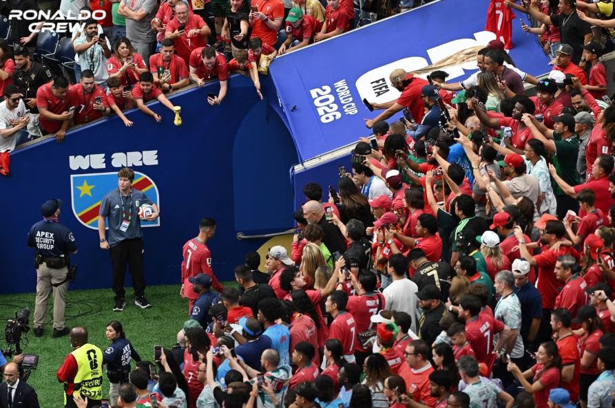 Chị gái Ronaldo phản ứng 
